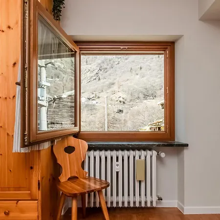 Relax & Sports -cervinia- Maison Lägenhet